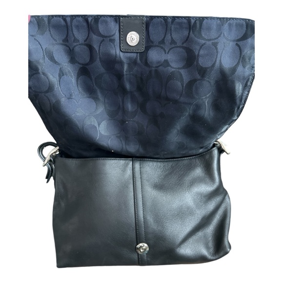 Coach 10204 Black Leather Shoulder Bag Interior Exterior Pockets - Picture 2 of 7